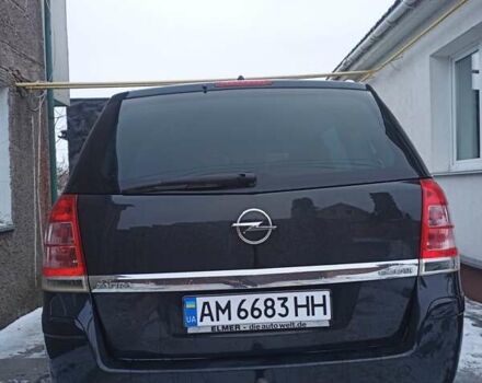 Чорний Опель Зафіра, об'ємом двигуна 1.69 л та пробігом 260 тис. км за 8000 $, фото 16 на Automoto.ua
