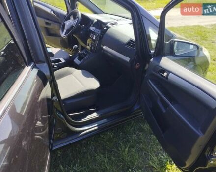 Черный Опель Зафира, объемом двигателя 1.6 л и пробегом 219 тыс. км за 7000 $, фото 33 на Automoto.ua