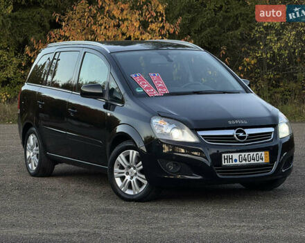 Черный Опель Зафира, объемом двигателя 1.7 л и пробегом 189 тыс. км за 8350 $, фото 144 на Automoto.ua