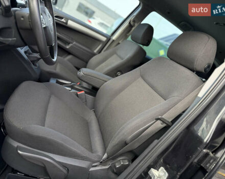 Черный Опель Зафира, объемом двигателя 1.8 л и пробегом 213 тыс. км за 7700 $, фото 43 на Automoto.ua