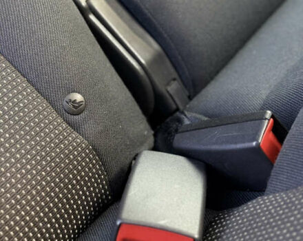 Черный Опель Зафира, объемом двигателя 1.8 л и пробегом 213 тыс. км за 7700 $, фото 94 на Automoto.ua