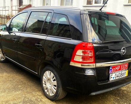 Черный Опель Зафира, объемом двигателя 1.7 л и пробегом 212 тыс. км за 7800 $, фото 4 на Automoto.ua