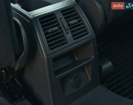 Черный Опель Зафира, объемом двигателя 1.7 л и пробегом 189 тыс. км за 8350 $, фото 72 на Automoto.ua