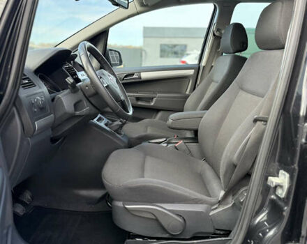 Черный Опель Зафира, объемом двигателя 1.8 л и пробегом 213 тыс. км за 7700 $, фото 42 на Automoto.ua