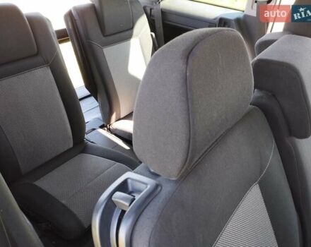 Черный Опель Зафира, объемом двигателя 1.6 л и пробегом 219 тыс. км за 7000 $, фото 31 на Automoto.ua