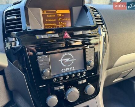 Чорний Опель Зафіра, об'ємом двигуна 1.7 л та пробігом 209 тис. км за 7950 $, фото 33 на Automoto.ua