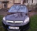 Черный Опель Зафира, объемом двигателя 1.7 л и пробегом 278 тыс. км за 9800 $, фото 1 на Automoto.ua