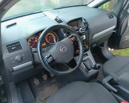 Опель Зафира 2013 в Нововолынск на Automoto.ua Черный Опель Зафира, объемом двигателя 1.7 л и пробегом 216 тыс. км за 9300 $, фото 15 на Automoto.ua