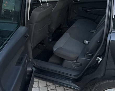 Черный Опель Зафира, объемом двигателя 1.7 л и пробегом 209 тыс. км за 8500 $, фото 24 на Automoto.ua