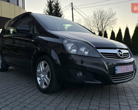 Черный Опель Зафира, объемом двигателя 1.7 л и пробегом 209 тыс. км за 8500 $, фото 8 на Automoto.ua