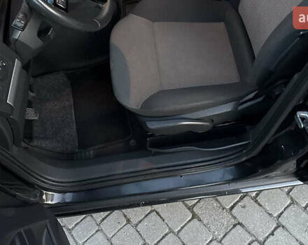 Черный Опель Зафира, объемом двигателя 1.7 л и пробегом 209 тыс. км за 8500 $, фото 22 на Automoto.ua