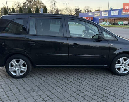 Черный Опель Зафира, объемом двигателя 1.7 л и пробегом 209 тыс. км за 8500 $, фото 7 на Automoto.ua