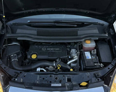 Черный Опель Зафира, объемом двигателя 1.7 л и пробегом 209 тыс. км за 8500 $, фото 42 на Automoto.ua