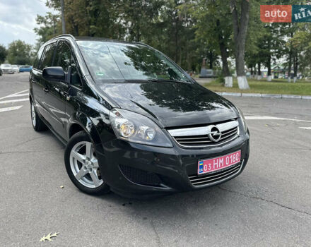 Чорний Опель Зафіра, об'ємом двигуна 1.8 л та пробігом 199 тис. км за 8499 $, фото 3 на Automoto.ua