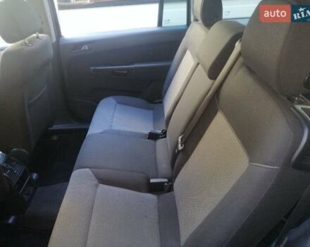 Черный Опель Зафира, объемом двигателя 1.8 л и пробегом 218 тыс. км за 6900 $, фото 6 на Automoto.ua