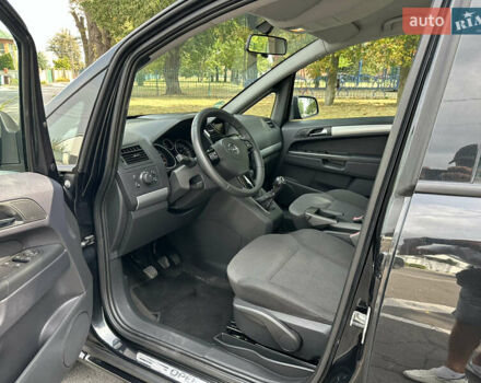 Чорний Опель Зафіра, об'ємом двигуна 1.8 л та пробігом 199 тис. км за 8499 $, фото 25 на Automoto.ua