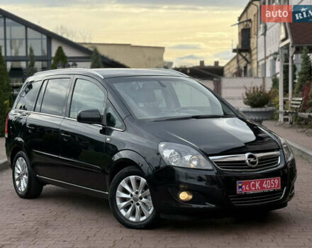 Опель Зафира 2014 в Стрые на Automoto.ua Черный Опель Зафира, объемом двигателя 1.7 л и пробегом 232 тыс. км за 8450 $, фото 12 на Automoto.ua