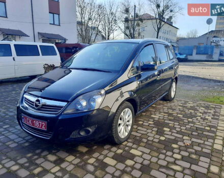 Черный Опель Зафира, объемом двигателя 1.7 л и пробегом 163 тыс. км за 9600 $, фото 9 на Automoto.ua