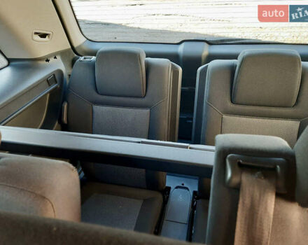 Черный Опель Зафира, объемом двигателя 1.7 л и пробегом 163 тыс. км за 9600 $, фото 19 на Automoto.ua