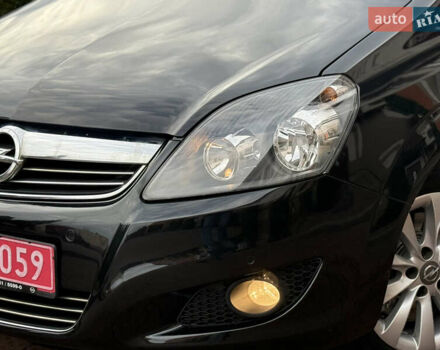 Опель Зафира 2014 в Стрые на Automoto.ua Черный Опель Зафира, объемом двигателя 1.7 л и пробегом 232 тыс. км за 8450 $, фото 11 на Automoto.ua