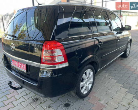 Черный Опель Зафира, объемом двигателя 1.7 л и пробегом 227 тыс. км за 8900 $, фото 7 на Automoto.ua