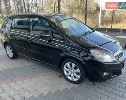 Черный Опель Зафира, объемом двигателя 1.7 л и пробегом 227 тыс. км за 8900 $, фото 5 на Automoto.ua