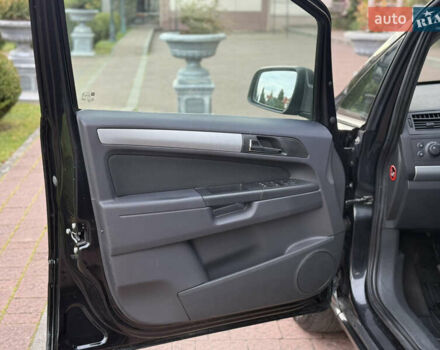 Опель Зафира 2014 в Стрые на Automoto.ua Черный Опель Зафира, объемом двигателя 1.7 л и пробегом 232 тыс. км за 8450 $, фото 39 на Automoto.ua