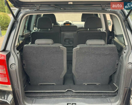 Опель Зафира 2014 в Стрые на Automoto.ua Черный Опель Зафира, объемом двигателя 1.7 л и пробегом 232 тыс. км за 8450 $, фото 4 на Automoto.ua