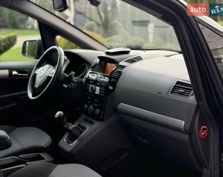 Опель Зафира 2014 в Стрые на Automoto.ua Черный Опель Зафира, объемом двигателя 1.7 л и пробегом 232 тыс. км за 8450 $, фото 52 на Automoto.ua