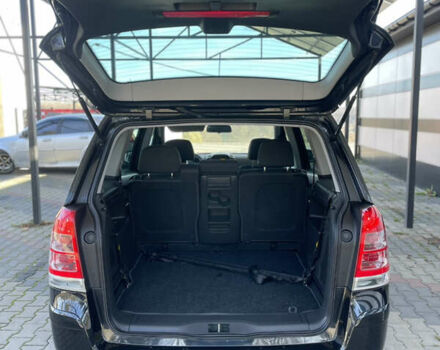 Черный Опель Зафира, объемом двигателя 1.7 л и пробегом 227 тыс. км за 8900 $, фото 11 на Automoto.ua