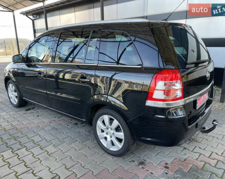 Черный Опель Зафира, объемом двигателя 1.7 л и пробегом 227 тыс. км за 8900 $, фото 10 на Automoto.ua