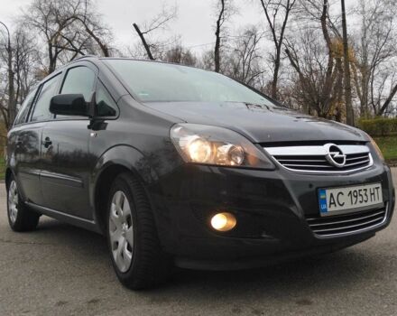 Чорний Опель Зафіра, об'ємом двигуна 1.7 л та пробігом 223 тис. км за 9200 $, фото 1 на Automoto.ua