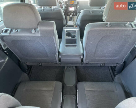 Черный Опель Зафира, объемом двигателя 1.7 л и пробегом 227 тыс. км за 8900 $, фото 13 на Automoto.ua