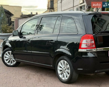 Опель Зафира 2014 в Стрые на Automoto.ua Черный Опель Зафира, объемом двигателя 1.7 л и пробегом 232 тыс. км за 8450 $, фото 32 на Automoto.ua