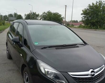 Черный Опель Зафира, объемом двигателя 2 л и пробегом 185 тыс. км за 11500 $, фото 5 на Automoto.ua