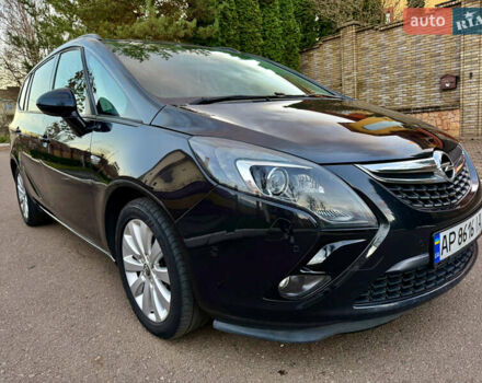 Черный Опель Зафира, объемом двигателя 1.6 л и пробегом 215 тыс. км за 9399 $, фото 4 на Automoto.ua