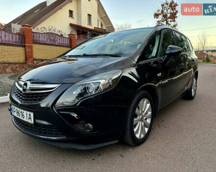 Черный Опель Зафира, объемом двигателя 1.6 л и пробегом 215 тыс. км за 9399 $, фото 3 на Automoto.ua
