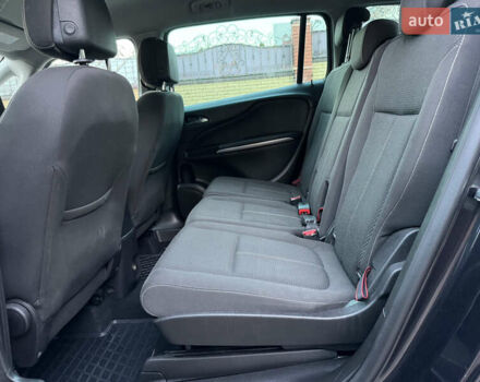 Черный Опель Зафира, объемом двигателя 1.6 л и пробегом 215 тыс. км за 9399 $, фото 18 на Automoto.ua