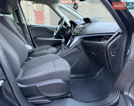 Черный Опель Зафира, объемом двигателя 1.6 л и пробегом 215 тыс. км за 9399 $, фото 24 на Automoto.ua