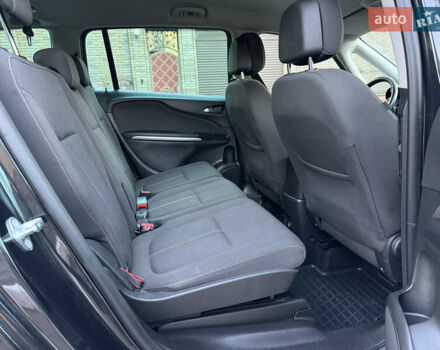 Черный Опель Зафира, объемом двигателя 1.6 л и пробегом 215 тыс. км за 9399 $, фото 19 на Automoto.ua