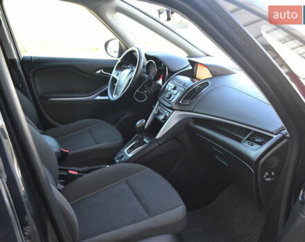 Черный Опель Зафира, объемом двигателя 1.96 л и пробегом 165 тыс. км за 13200 $, фото 30 на Automoto.ua