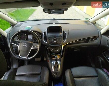 Чорний Опель Зафіра, об'ємом двигуна 1.96 л та пробігом 188 тис. км за 12200 $, фото 5 на Automoto.ua