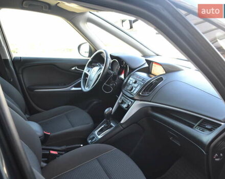 Черный Опель Зафира, объемом двигателя 1.96 л и пробегом 165 тыс. км за 13200 $, фото 31 на Automoto.ua