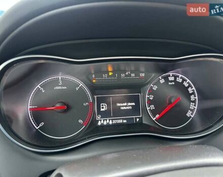 Черный Опель Зафира, объемом двигателя 2 л и пробегом 201 тыс. км за 13500 $, фото 13 на Automoto.ua