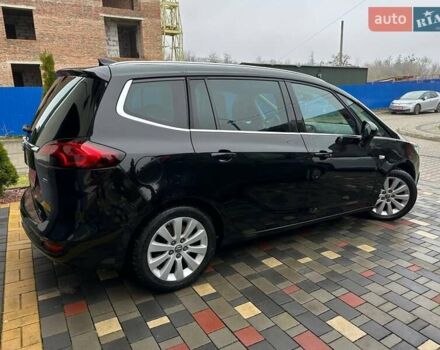 Черный Опель Зафира, объемом двигателя 2 л и пробегом 201 тыс. км за 13500 $, фото 4 на Automoto.ua