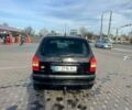 Чорний Опель Зафіра, об'ємом двигуна 2 л та пробігом 200 тис. км за 3900 $, фото 4 на Automoto.ua