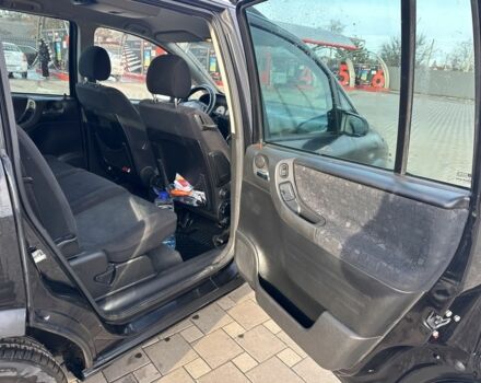 Чорний Опель Зафіра, об'ємом двигуна 2 л та пробігом 200 тис. км за 3900 $, фото 16 на Automoto.ua