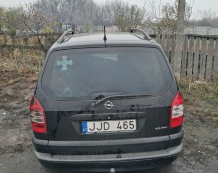 Черный Опель Зафира, объемом двигателя 0 л и пробегом 290 тыс. км за 1100 $, фото 4 на Automoto.ua
