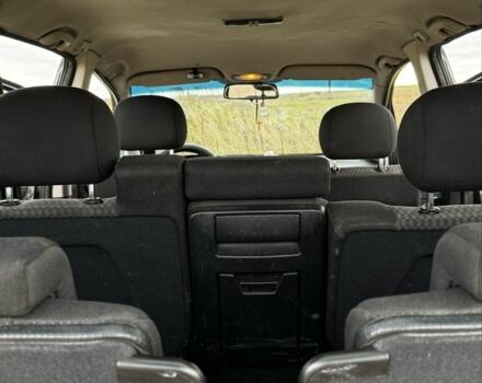 Черный Опель Зафира, объемом двигателя 2 л и пробегом 370 тыс. км за 3800 $, фото 3 на Automoto.ua