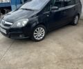 Черный Опель Зафира, объемом двигателя 2.2 л и пробегом 258 тыс. км за 4000 $, фото 2 на Automoto.ua
